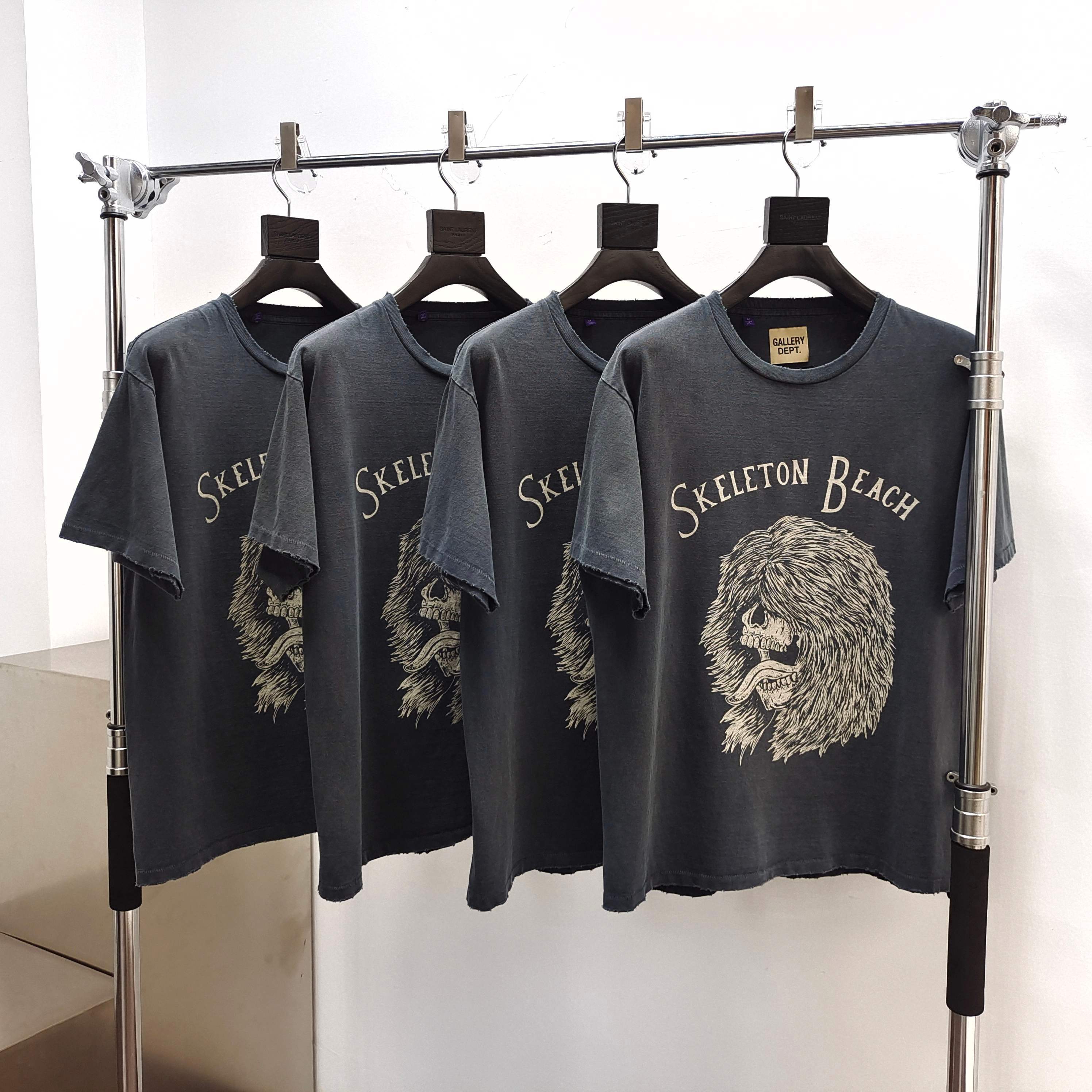 GD Skeleton Beach Tee Light Vintage Black #B4487