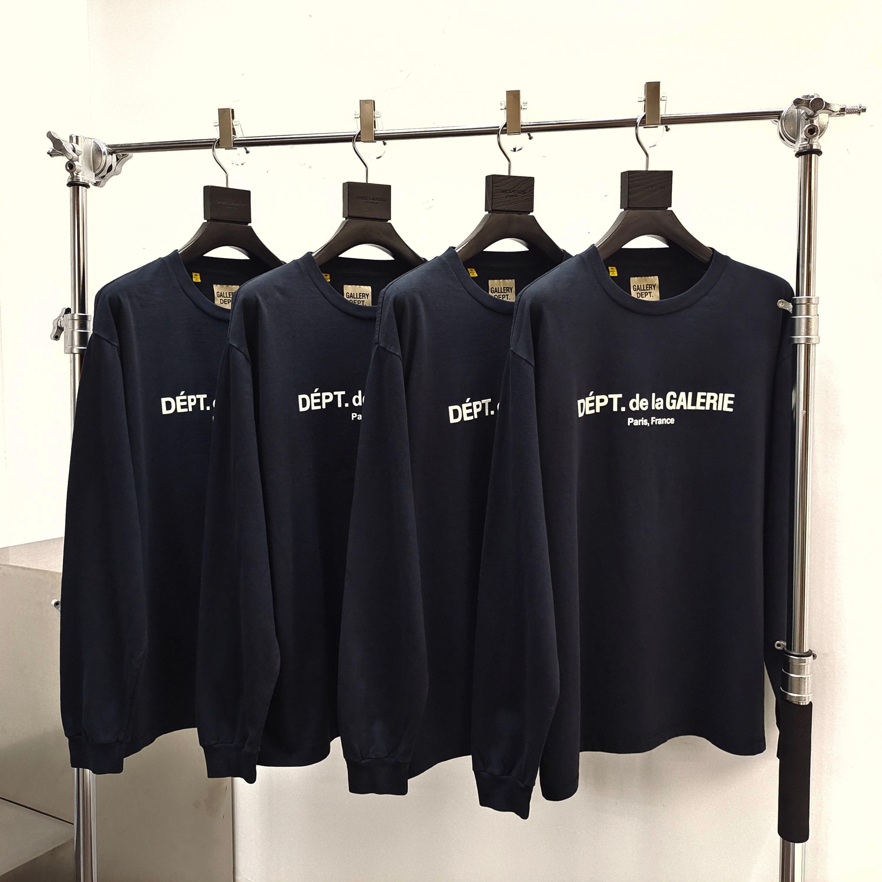GD Dept De La Galerie / French Logo L/S Tee Washed Black #B4520
