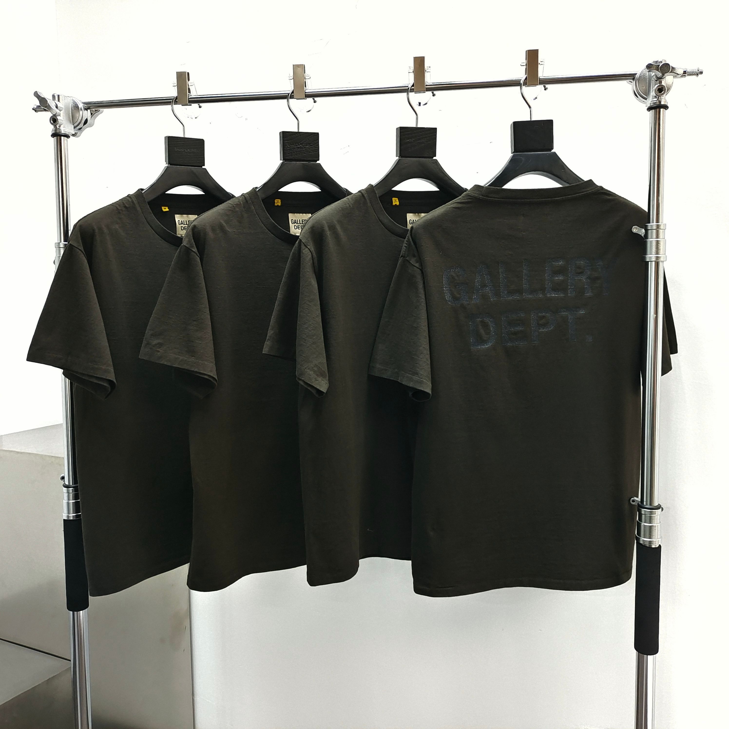GD Gallery Dept. Logo Tee Dark Brown #B4465