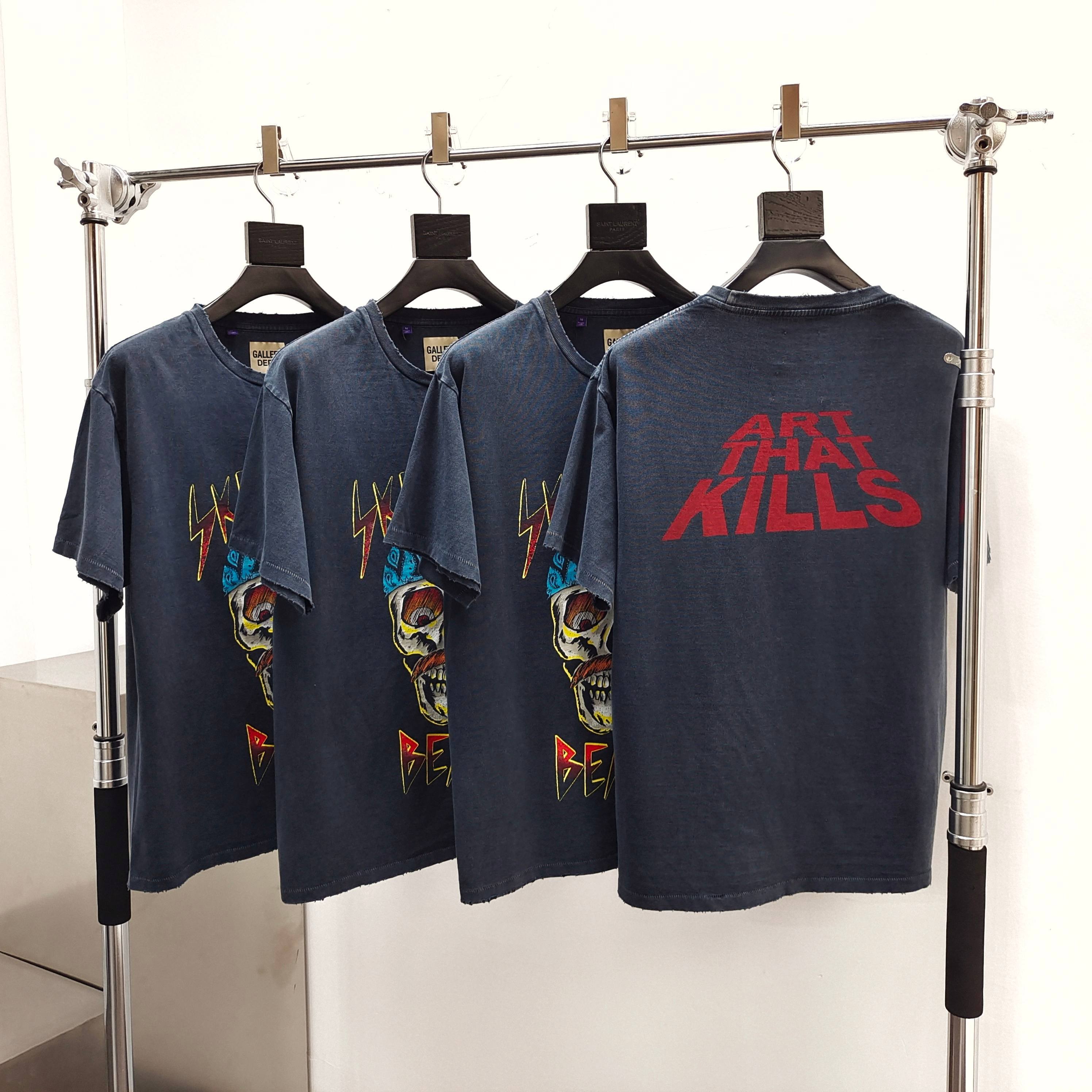 GD Skeleton Beach Skull Logo Tee Vintage Black #B4467