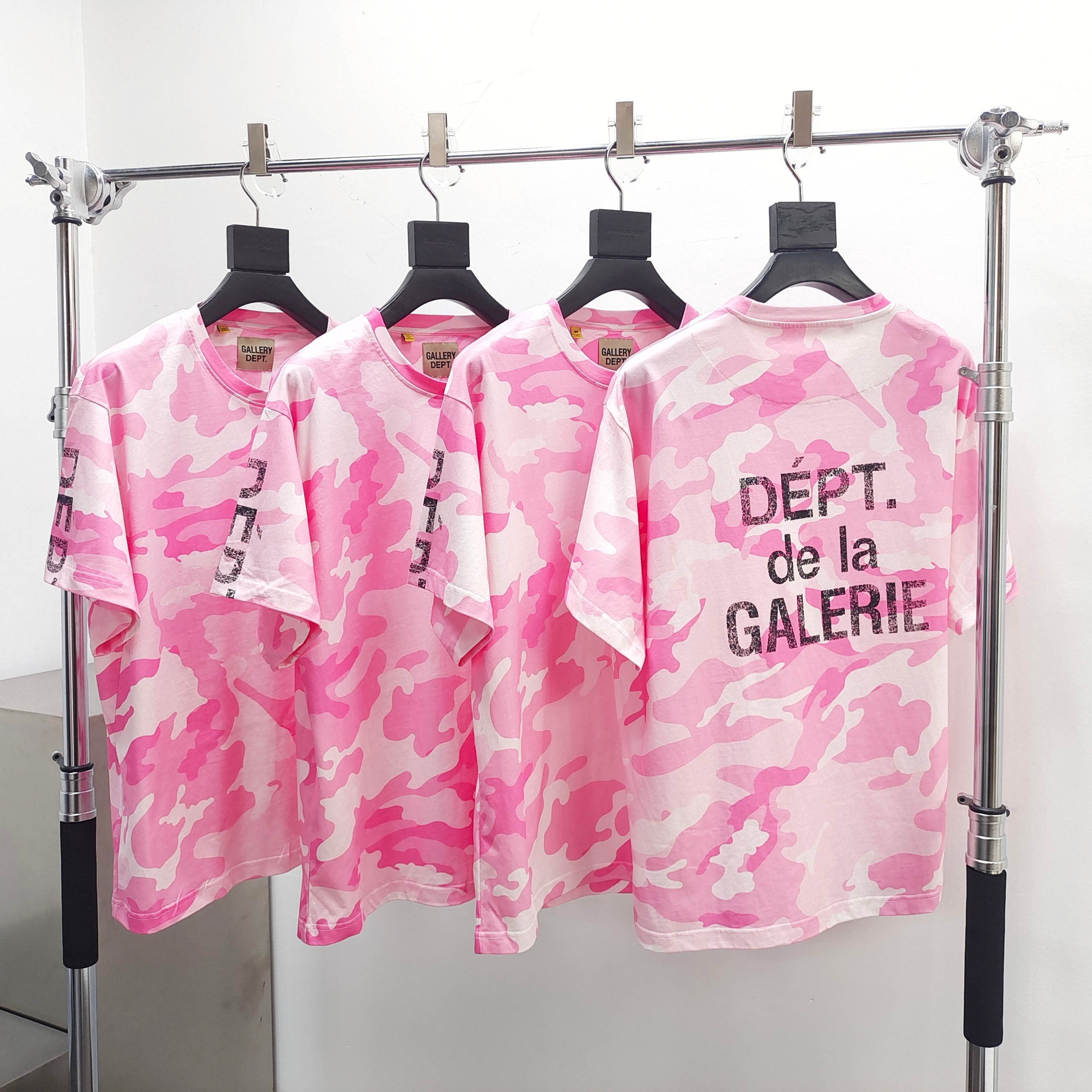 GD French Collector Tee Pink Camo #B4482-GD