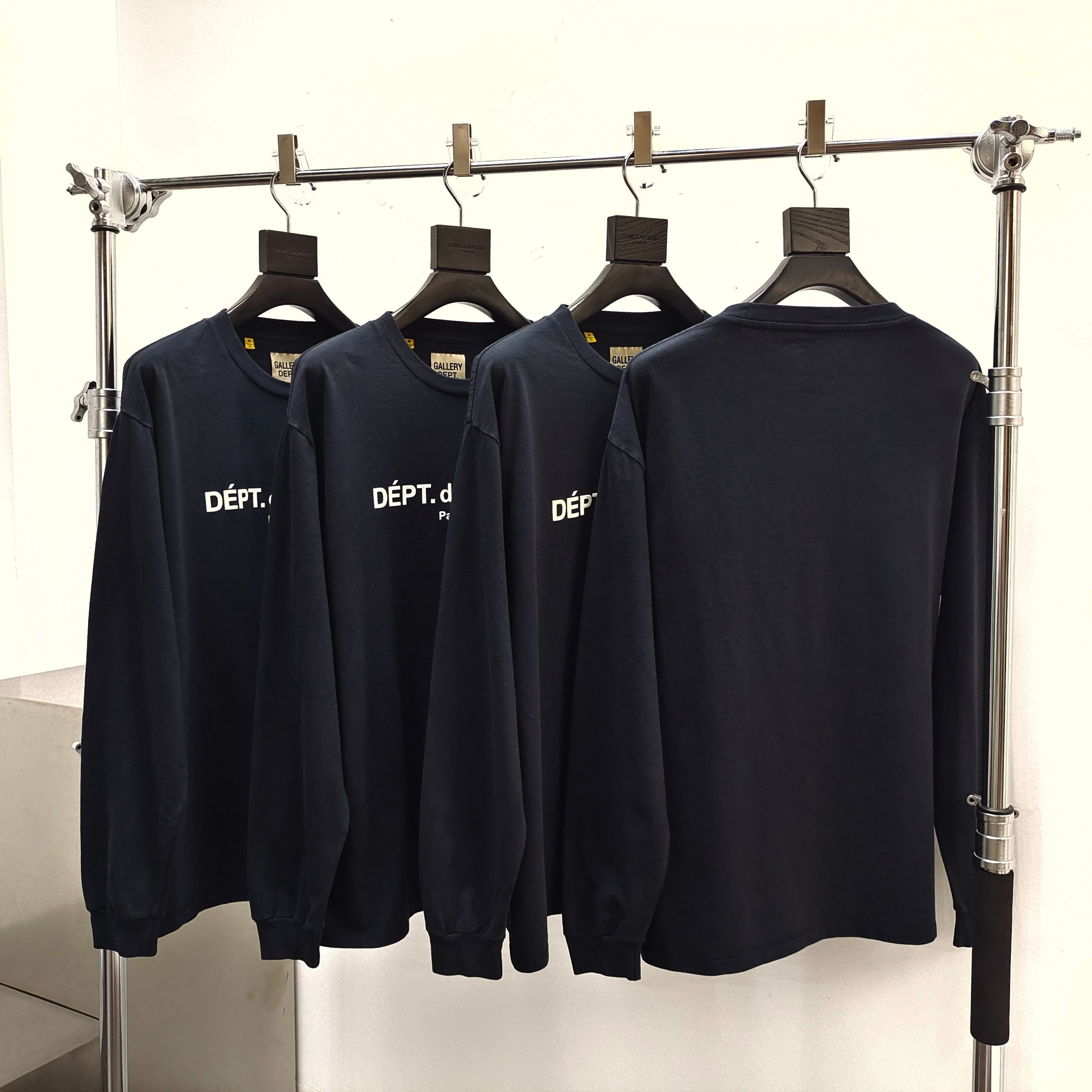 GD Dept De La Galerie / French Logo L/S Tee Washed Black #B4520