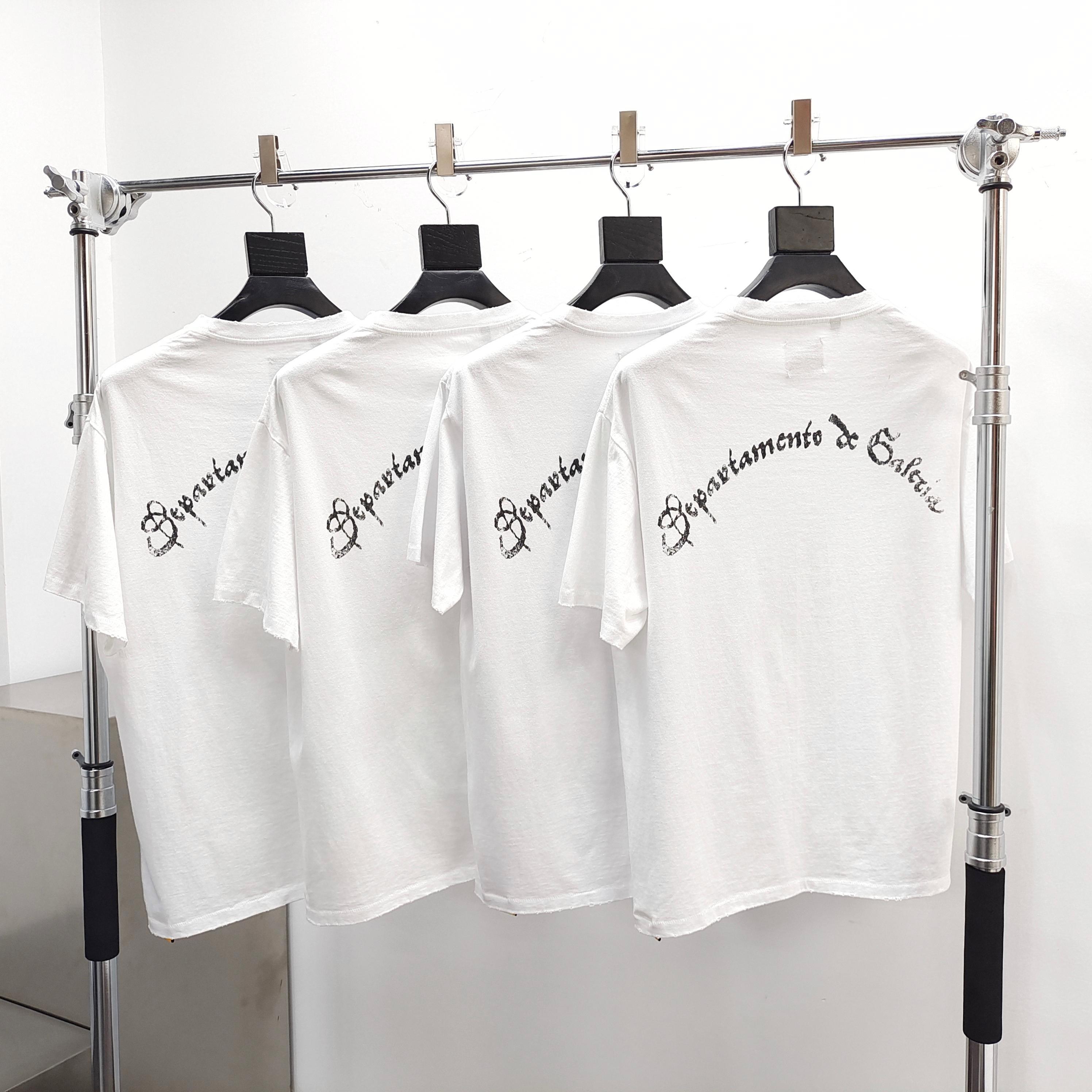 GD Gallery Dept. Skull Graphic Tee / Departamento De Galeria White #B4422