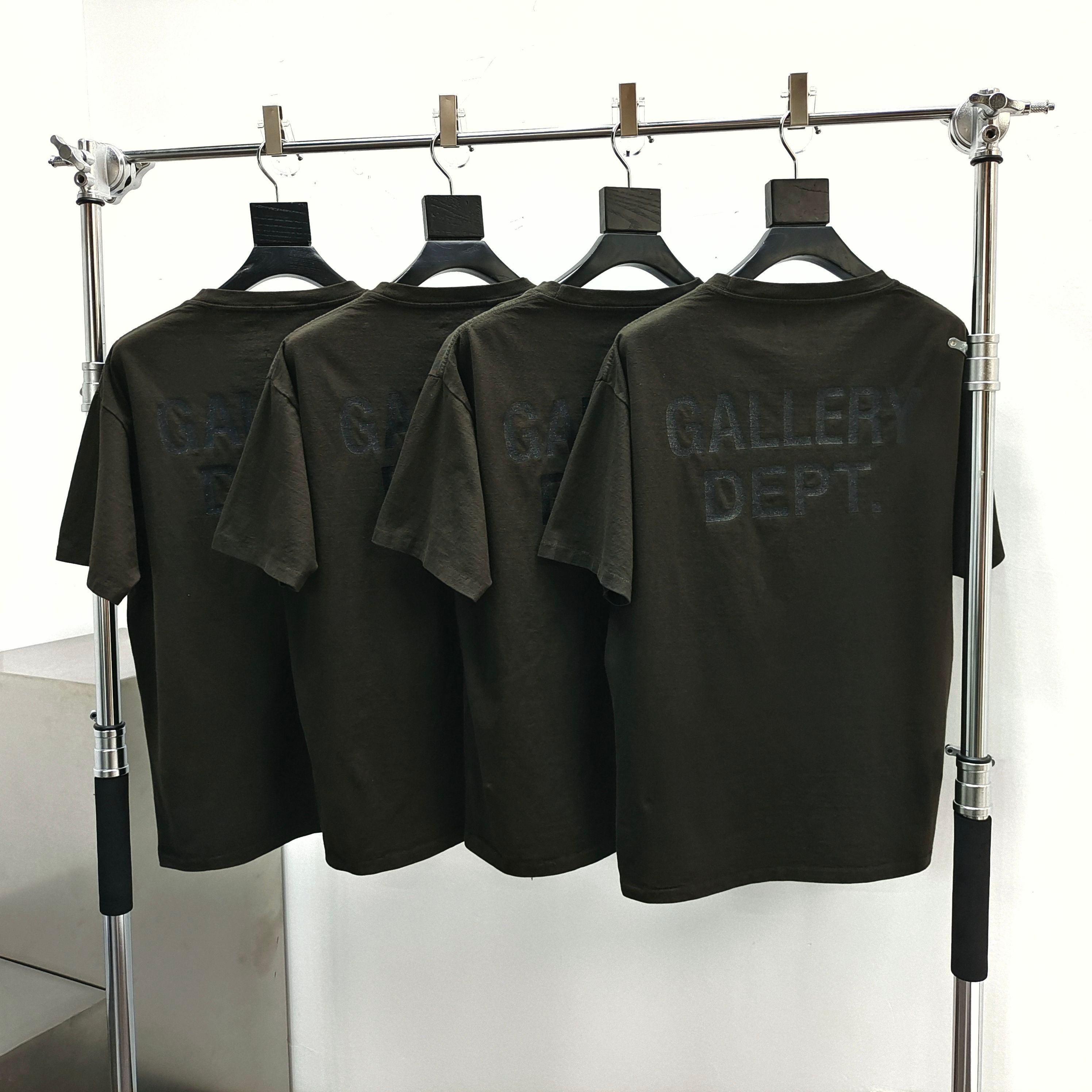 GD Gallery Dept. Logo Tee Dark Brown #B4465