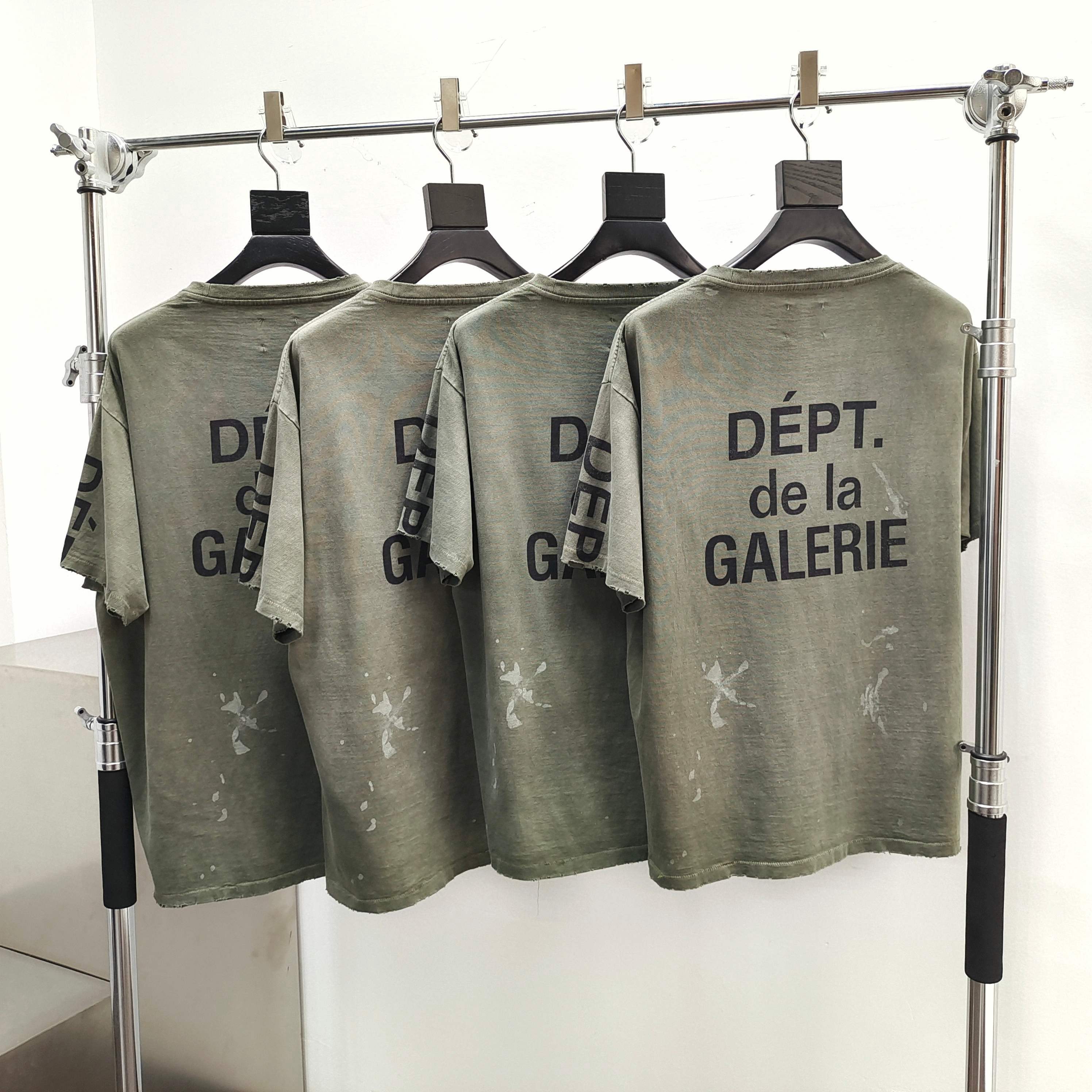 GD Painted French Collector Tee / French Collector Tee Dirty Green #B4496