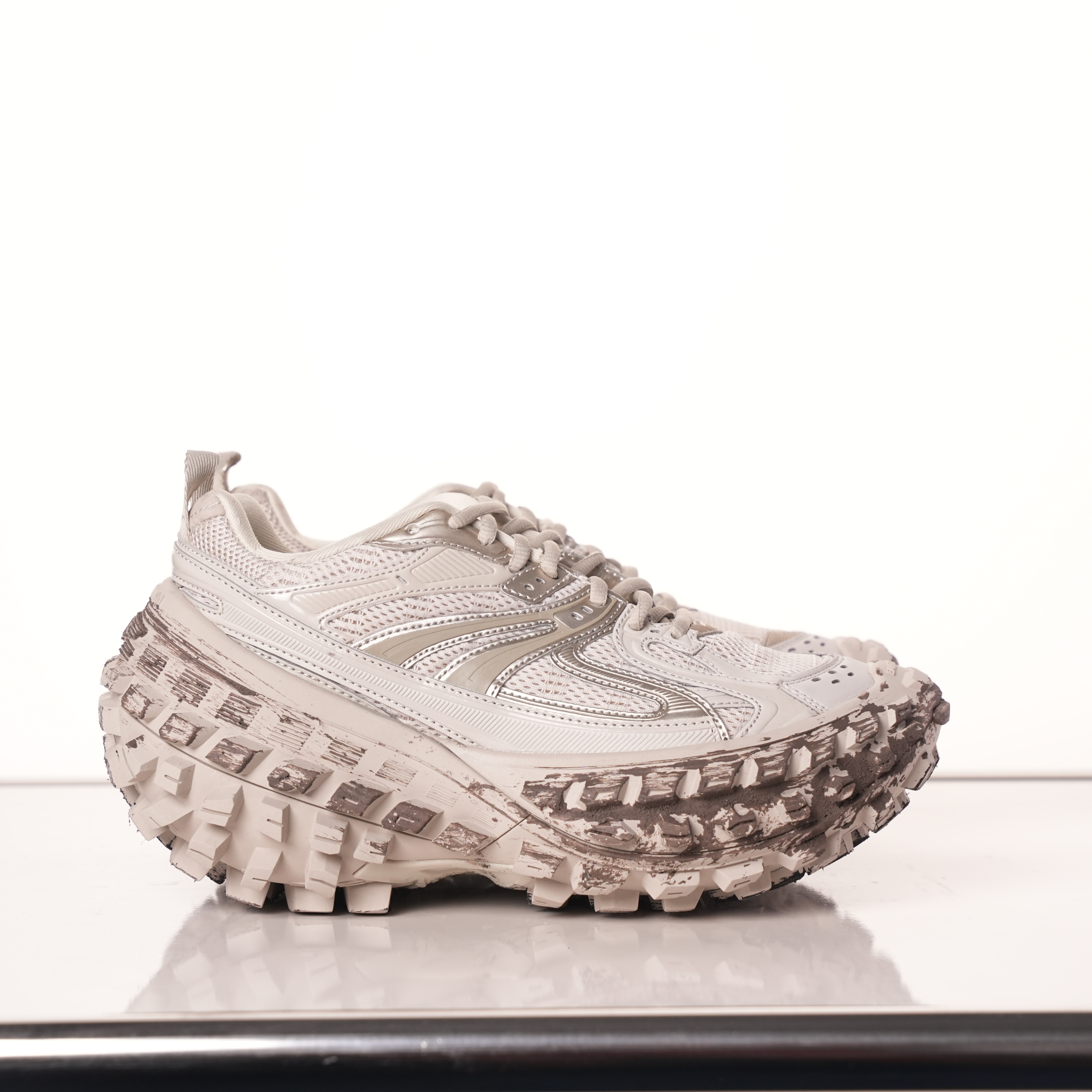 Balenciaga Defender Beige Graffiti