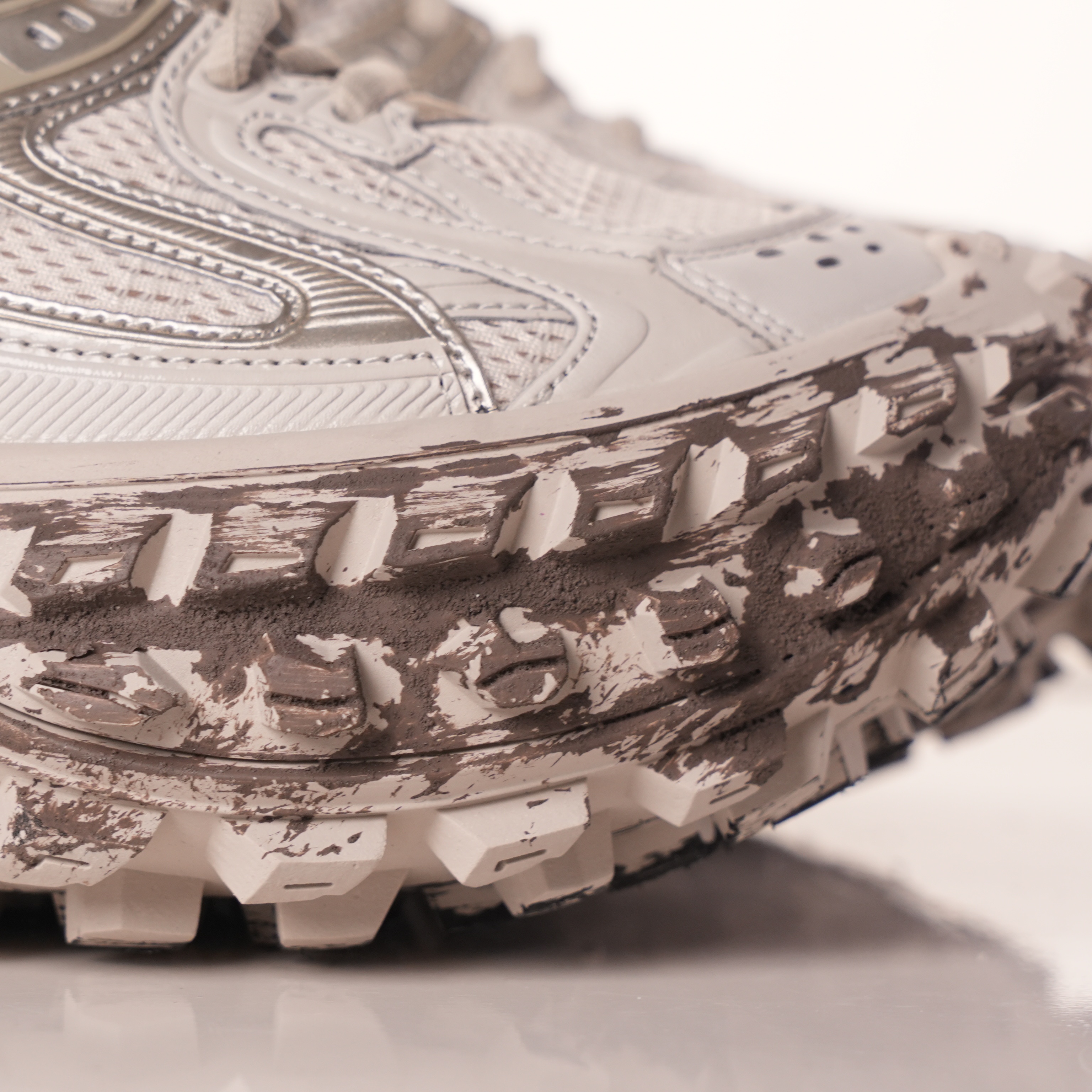 Balenciaga Defender Beige Graffiti