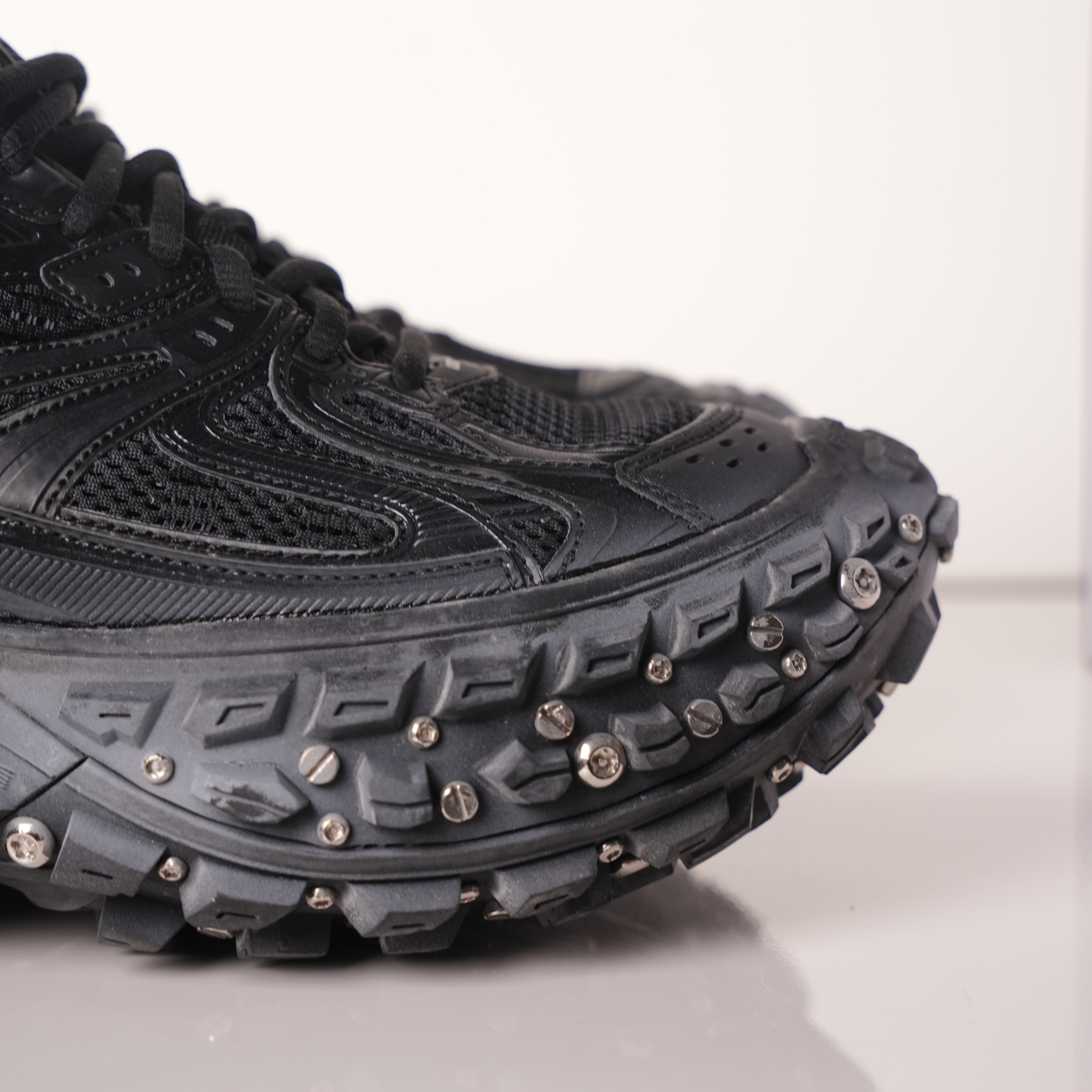 Balenciaga Defender Bouncer Black