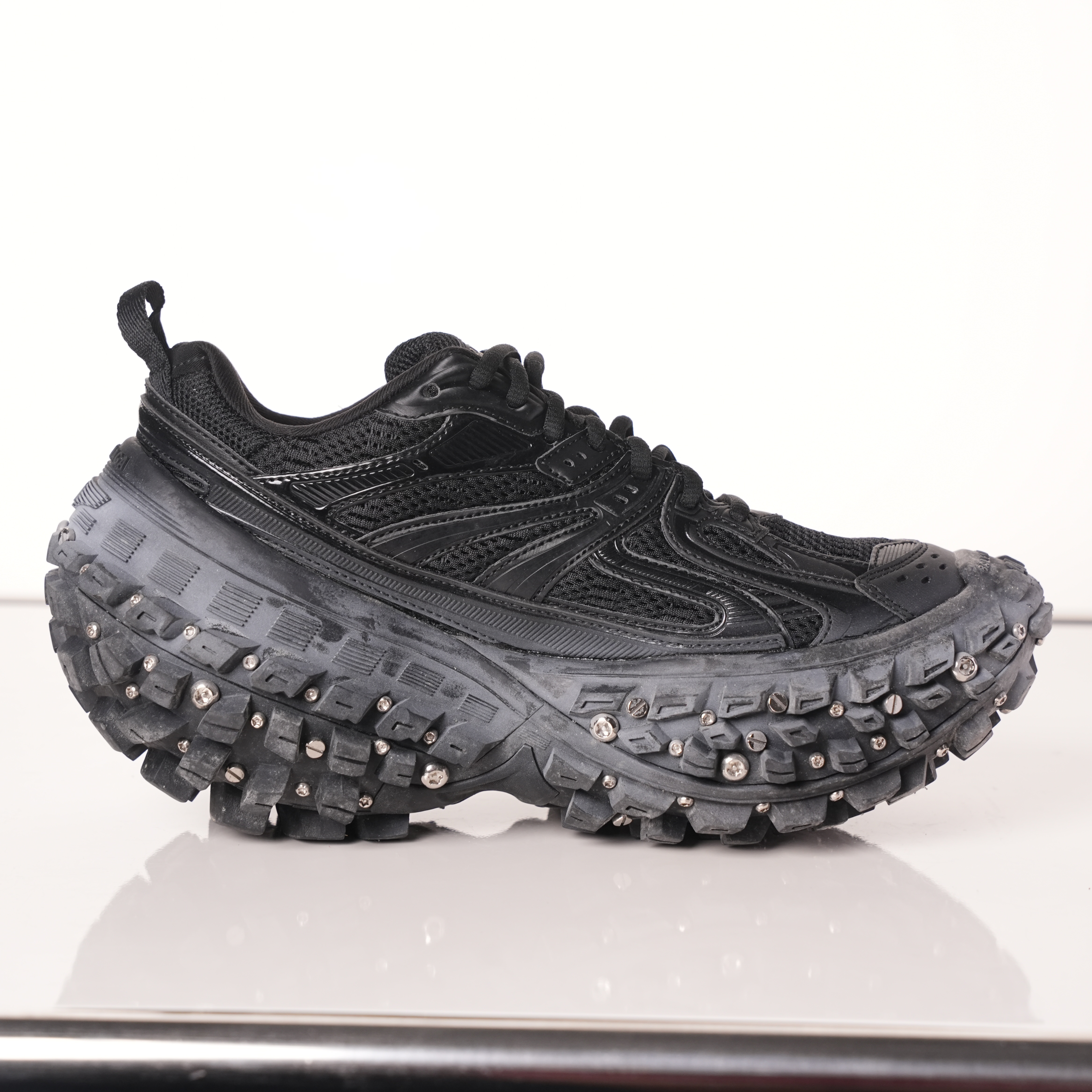 Balenciaga Defender Bouncer Black