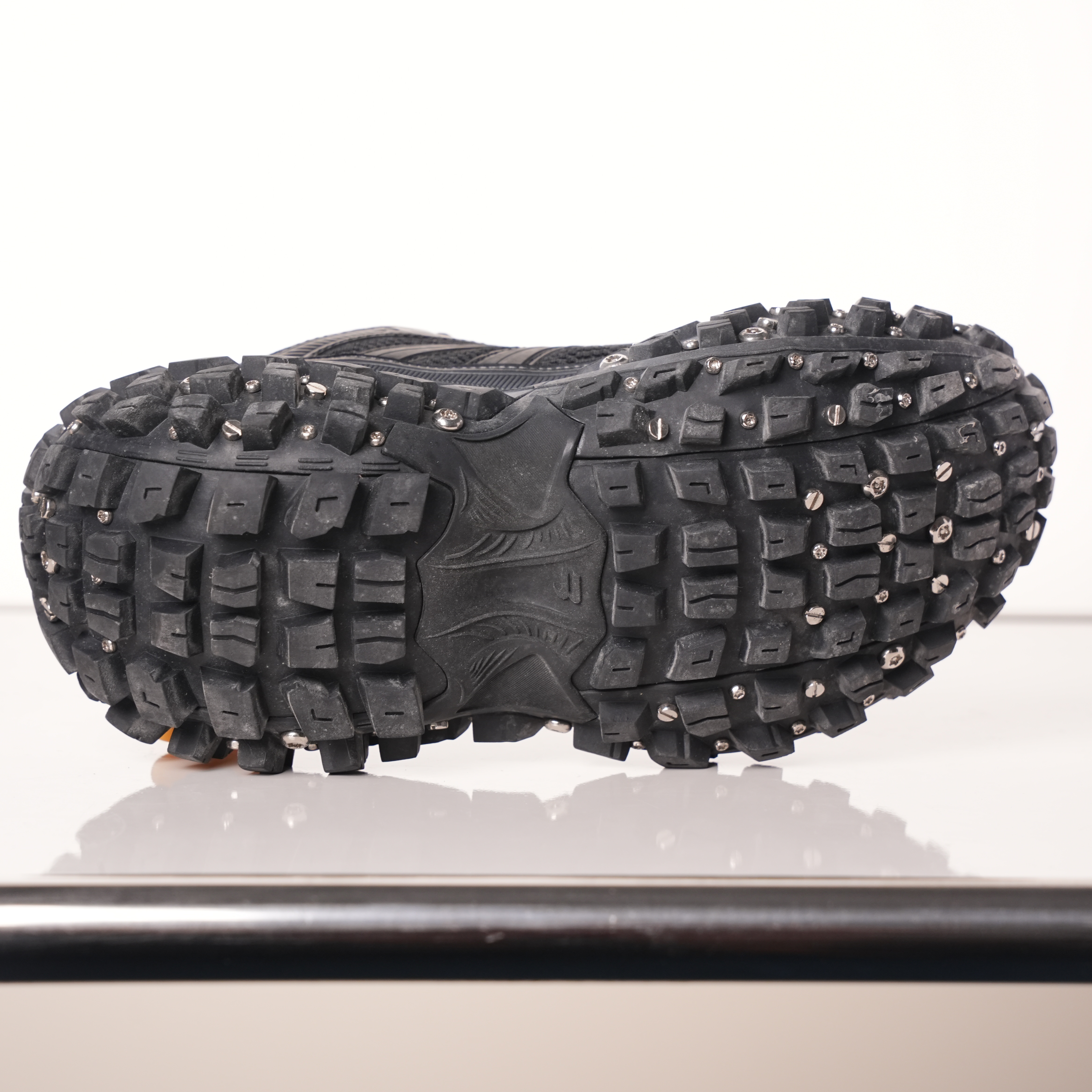 Balenciaga Defender Bouncer Black