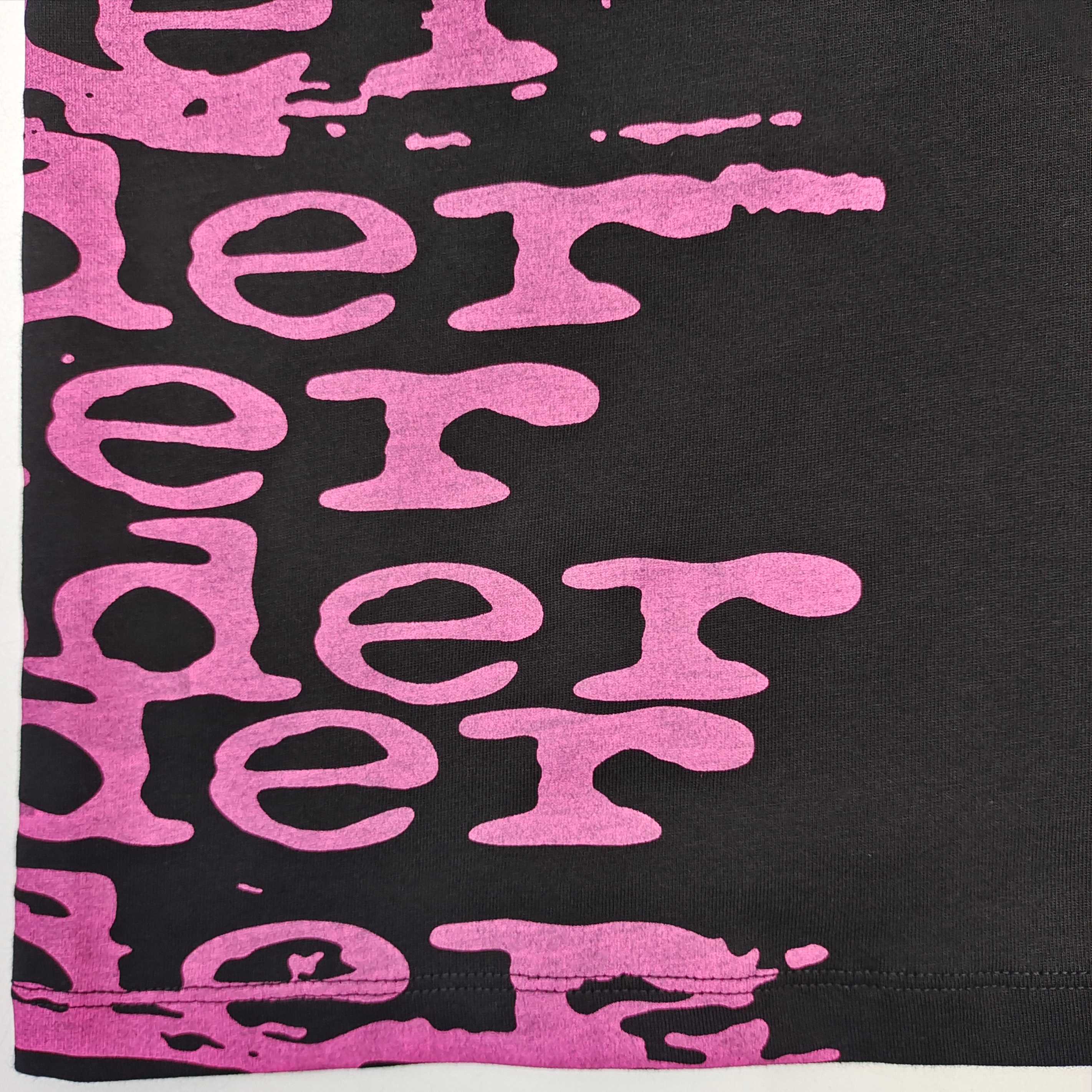 Sp5der Stacked Logo Tee Black / Pink #B4539-SP