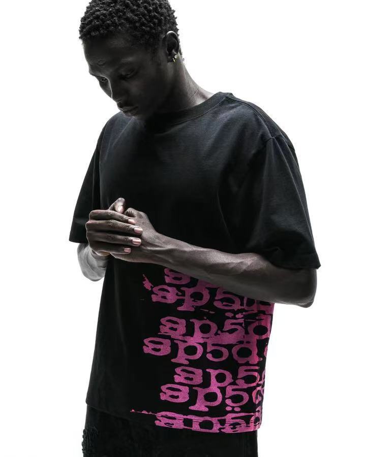 Sp5der Stacked Logo Tee Black / Pink #B4539-SP