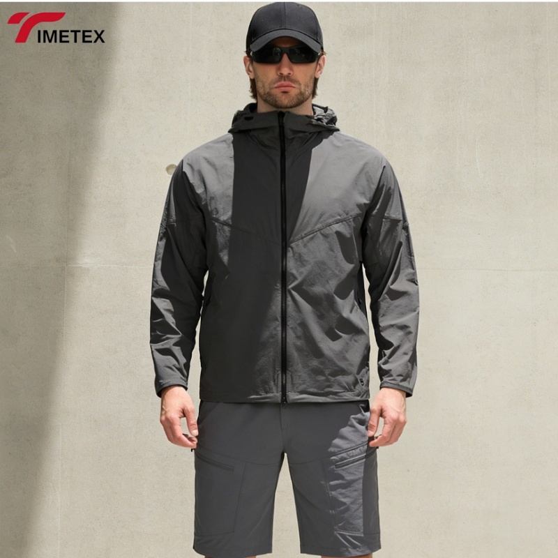 OEM Outdoor Rain Hardshell Jacket Large Size Men's Waterproof Camping Hiking Warm Climbing Clothing