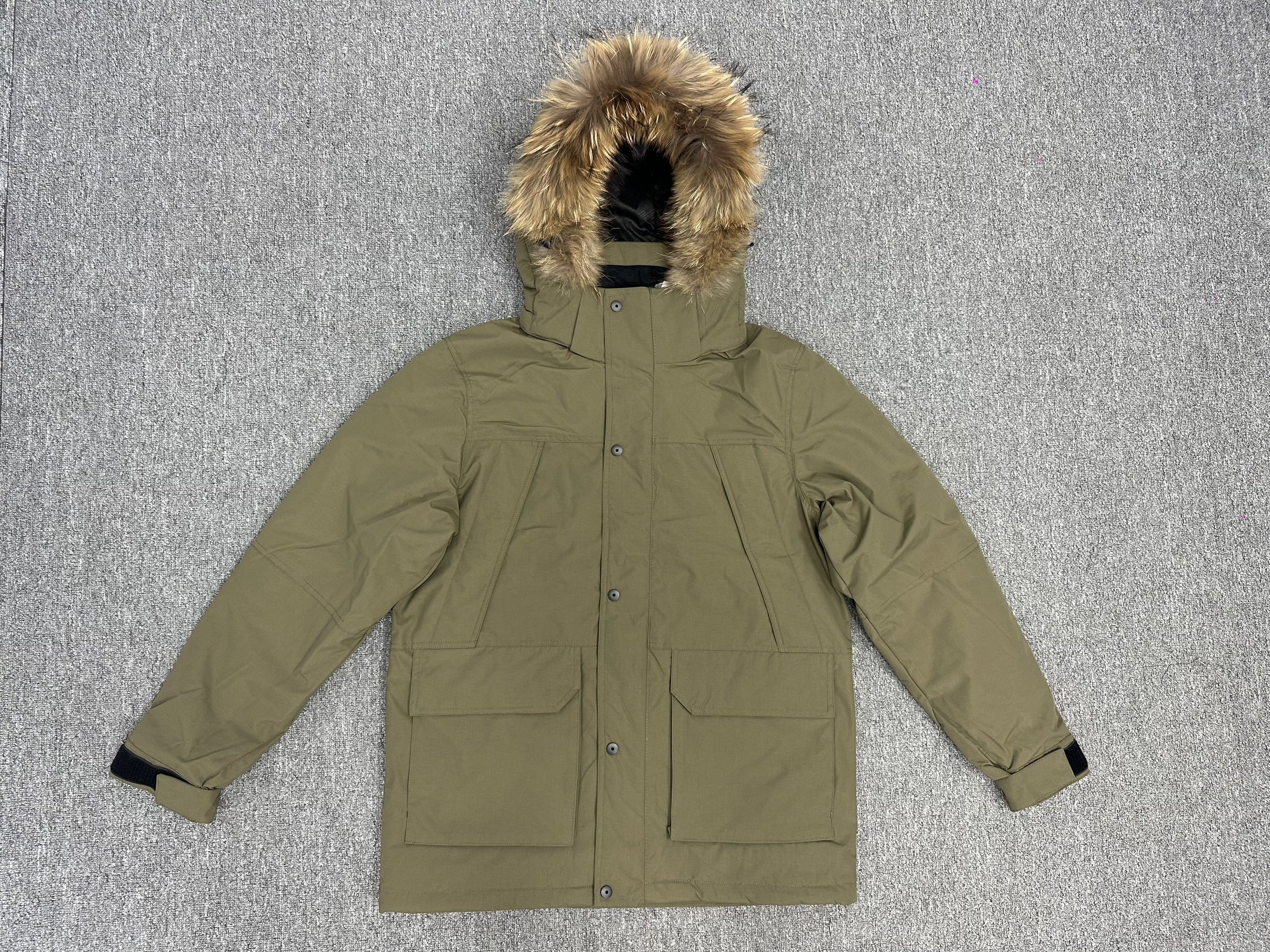 90-Piece Thick White Duck Fur Collar Hood Custom-Made Windproof Winter Workman's Jacket for Men Warm Down Coat for Protection