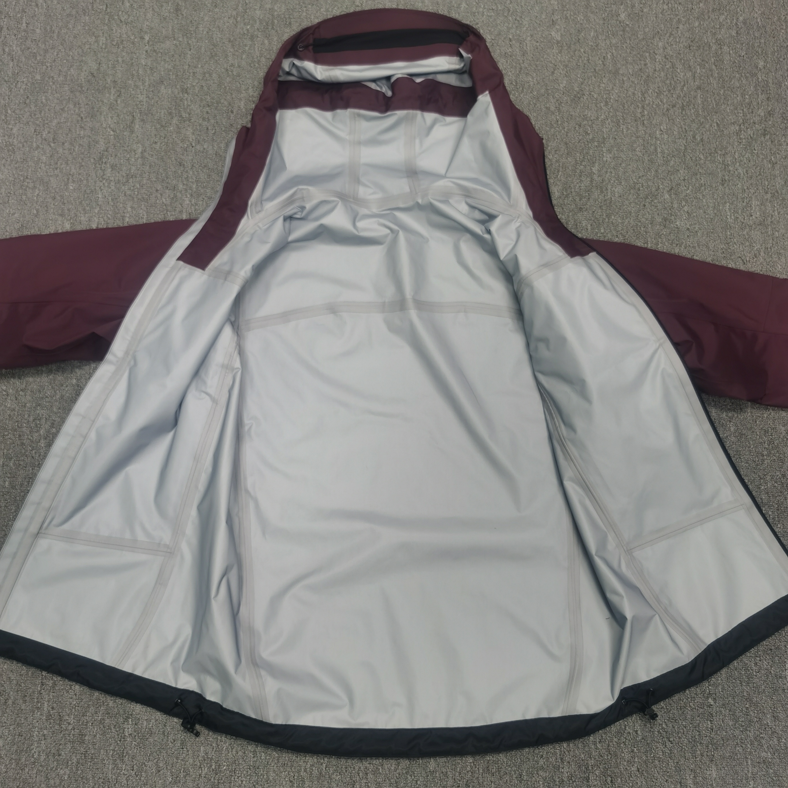 Customized Logo Soft Shell Waterproof Windproof and Breathable Jacket for Autumn for Climbing Hiking Outdoor Sportswear