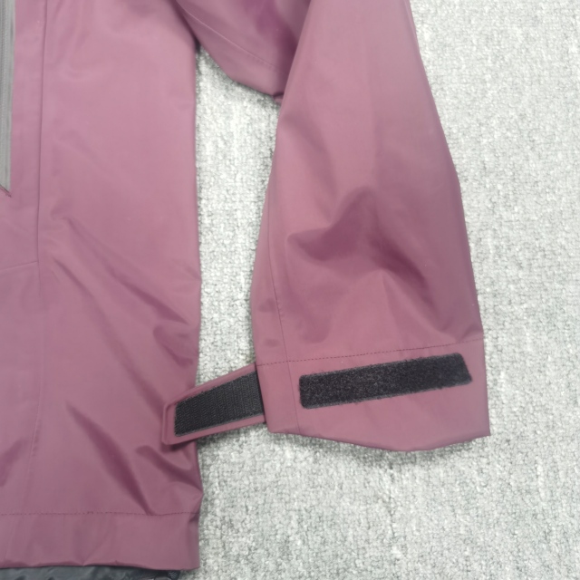 Customized Logo Soft Shell Waterproof Windproof and Breathable Jacket for Autumn for Climbing Hiking Outdoor Sportswear