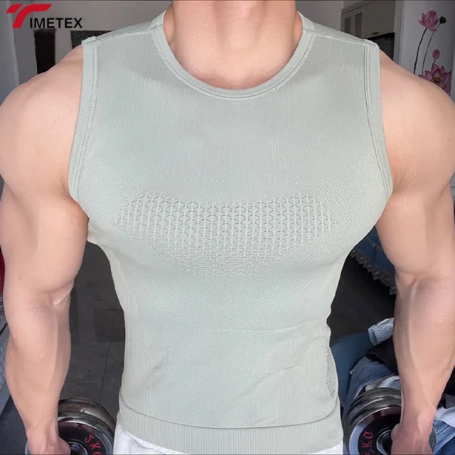 Men's Sleeveless Knitted Seamless Compression Shirt Gym Quick Dry Breathable Nylon Spandex Skinny Fit Custom Logo Athletic Vest