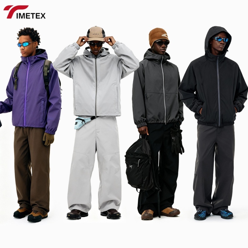 Minimally Designed Men's Jacket Windproof Waterproof Scratch Resistant Jacket Lightweight Jacket for Outdoor Camping