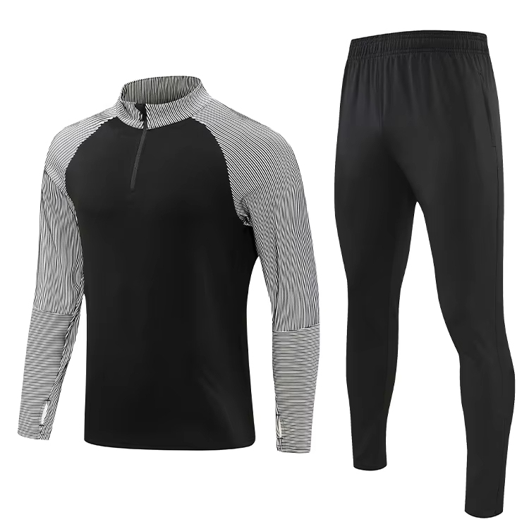 Men's Long-Sleeved Half Zip Quick Dry Breathable  Custom Football Tracksuit for Men Essential Tracksuit