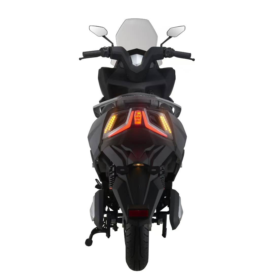 Zhejiang China Sportbikes New M6 2000W Black Electric Moped 1500W Motor 72V 48V Lithium EEC Certificate Approved 60km/h Scooter
