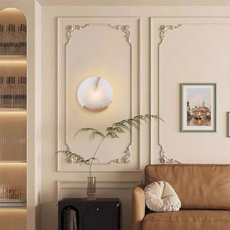 Natural Alabaster & Brass Wall Sconce, Luxury Round Wall Light with E14 Socket for Living Room & Bedroom