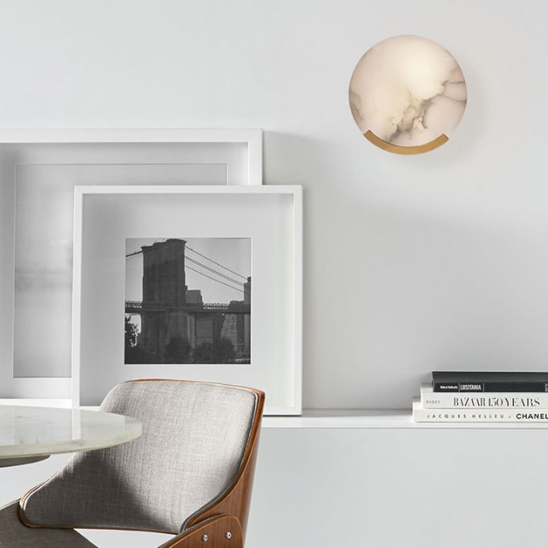 Natural Alabaster & Brass Wall Sconce, Luxury Round Wall Light with E14 Socket for Living Room & Bedroom