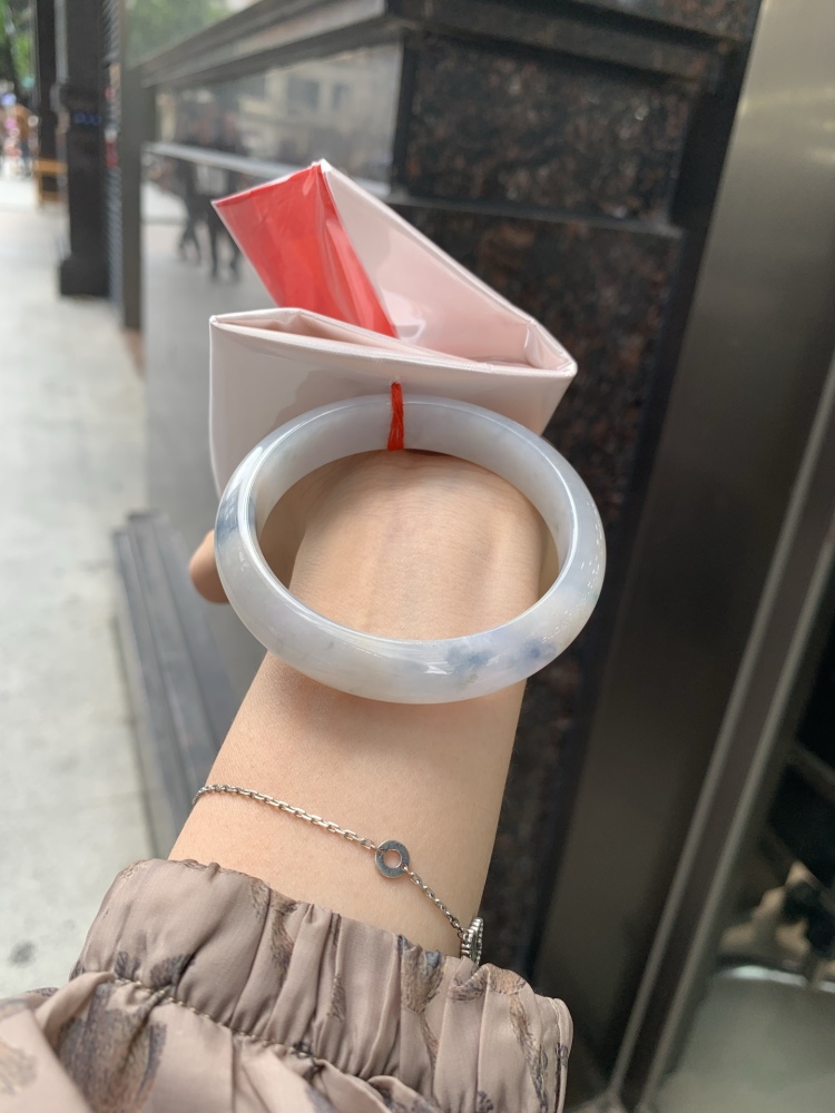 The Misty Violet Bangle