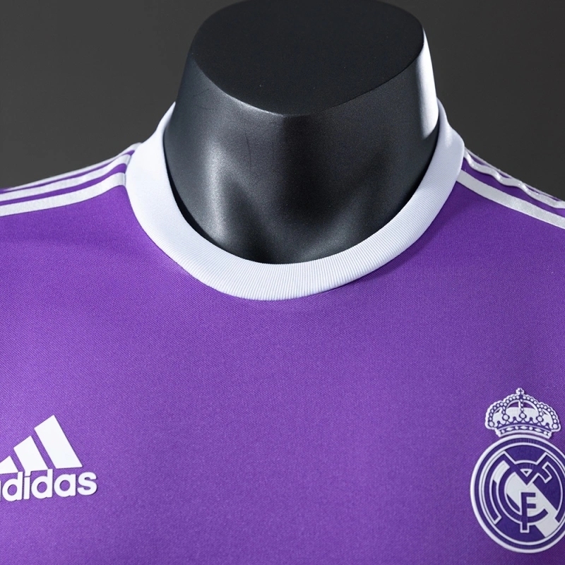 2016-17 REAL MADRID AWAY PLAYER VERSION