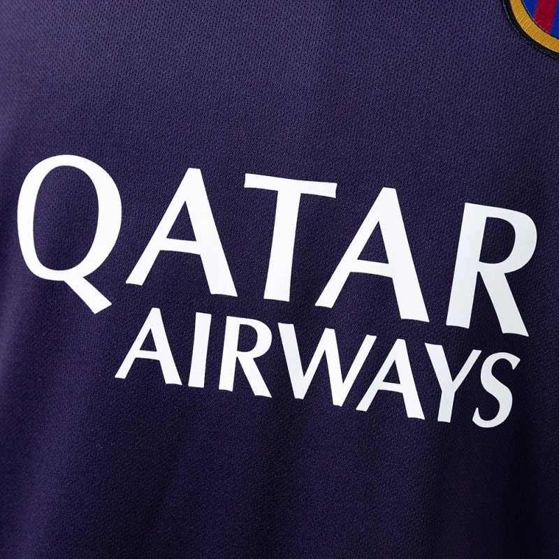 2016-17 BARCELONA AWAY