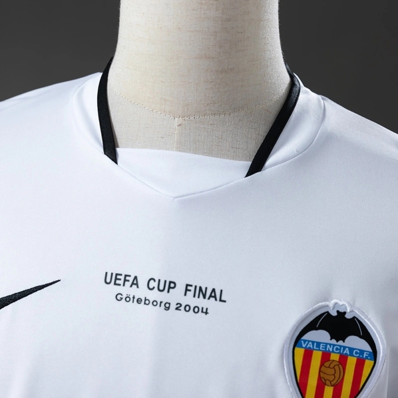 2003-04 VALENCIA HOME