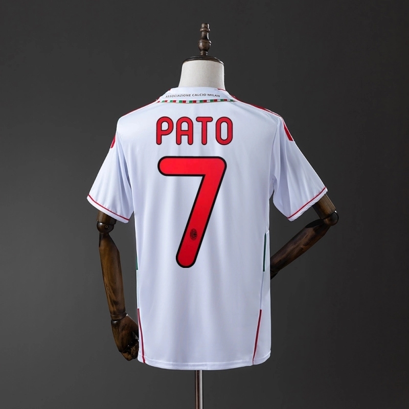 2011-12 AC MILAN AWAY