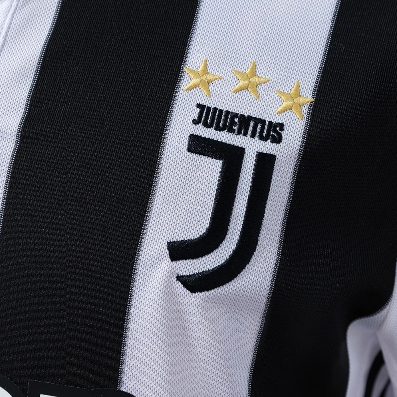 2017-18 JUVENTUS HOME