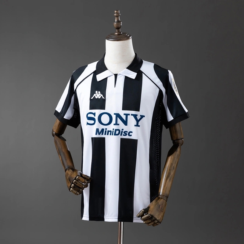 1997-98 JUVENTUS HOME