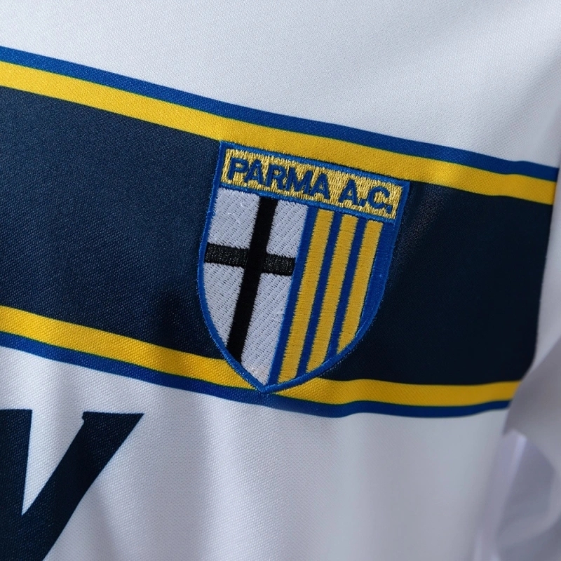 2001-02 PARMA CALCIO AWAY