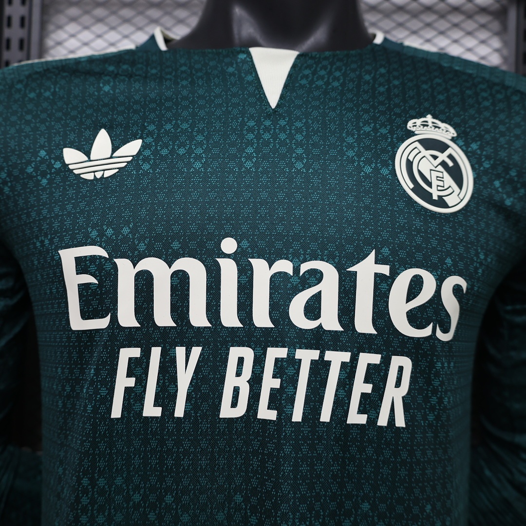 Real Madrid green away football shirt 26/27 season