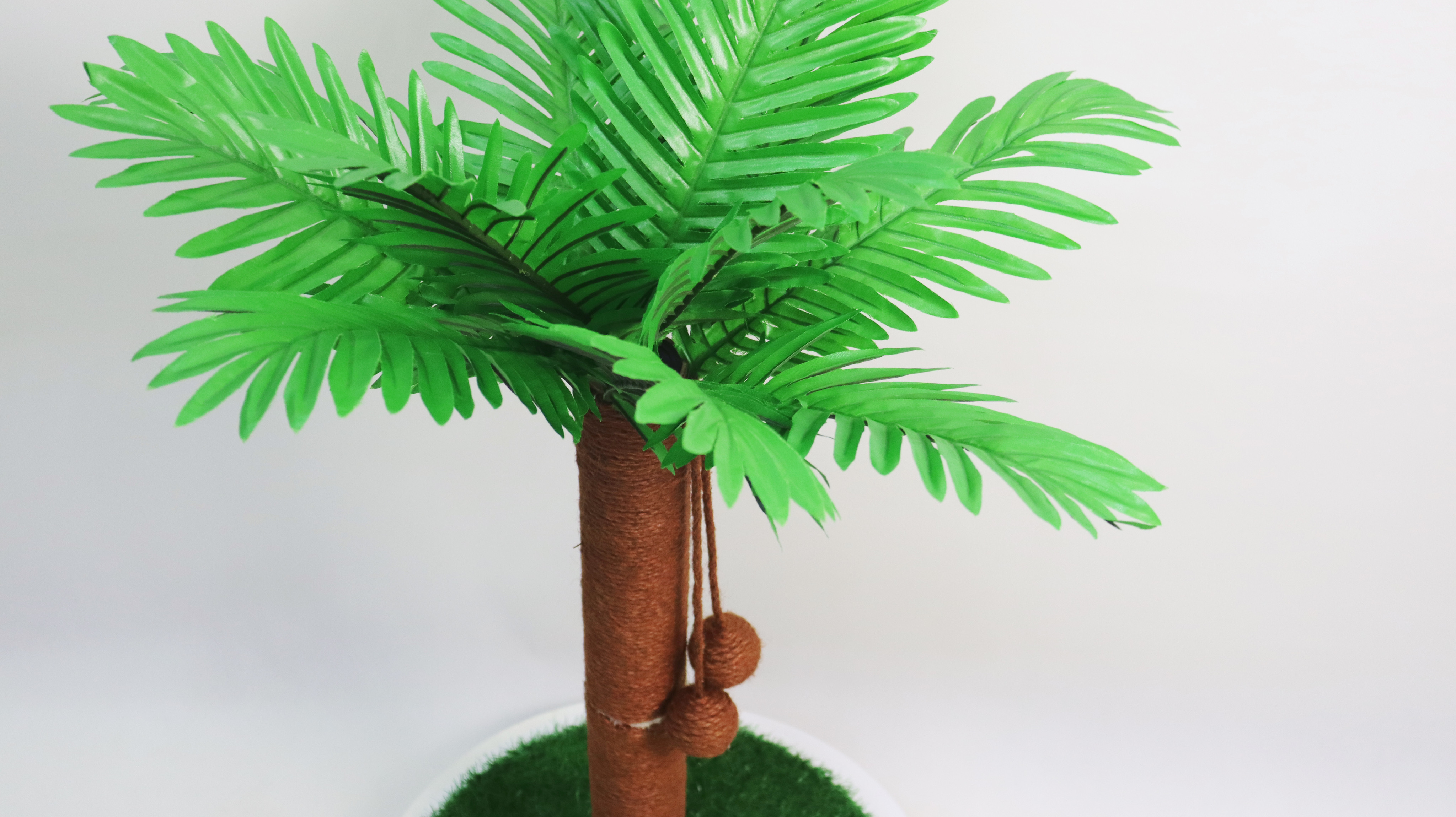 Relipet RLN013V1 CocoPalm Haven Cat Scratching Post
