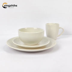 Eco-Friendly Classic European Design Glazed Ceramic Plates Set Porcelain Material for Elegant Dining Spaces Daily Use for Hotels