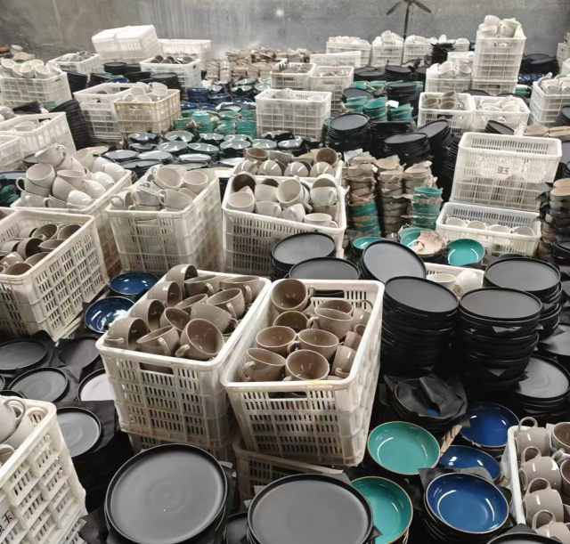 Ceramic Stock Factory Direct Wholesale Cheap Price Stock Ceramic Plate Bowls Mixed Ceramic Dinnerware Stock by Box Carton