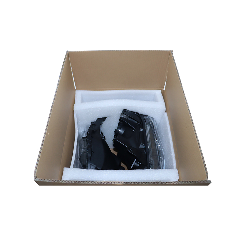 Car Accessories Headlamps and Cornering Lights for Chevrolet Chevy Silverado Coating Film AntiFog 2003-2006,www.hongyangcorp.com,Car Accessories Headlamps and Cornering Lights for Chevrolet Chevy Silverado Coating Film AntiFog 2003-2006