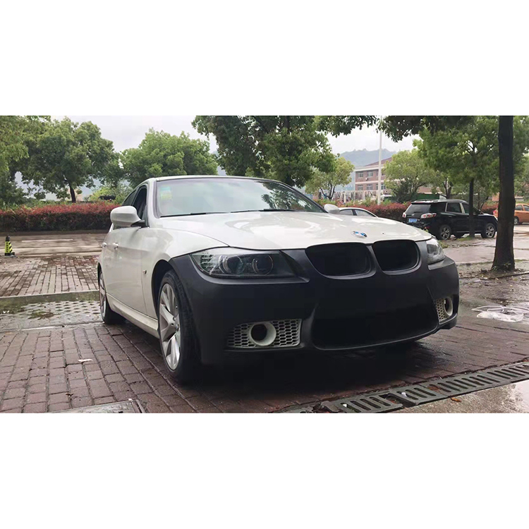 Hot Selling Exterior Accessories Auto Parts  Rear Bumper Lip Car Front Bumper for BMW 3 Series E90 M3 Car Bodykit