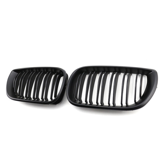 Auto Plastic Ornaments Double Slat Gloss Black Front Mesh Grille Car Front Grille for BMW 3 Series E46 Four Doors 2002-2005