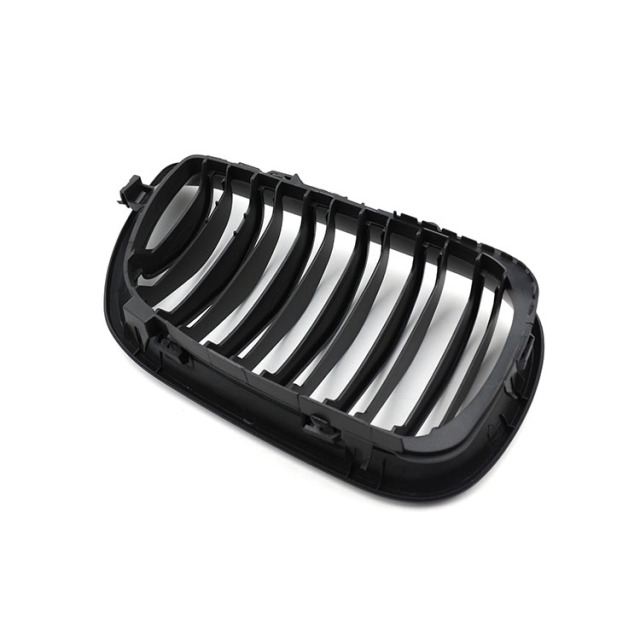 Auto Parts Repair Double Slat Matte Black Front Bumper Mesh Grille Car Front Grille Fit for BMW E46 Four Doors 2002-2005