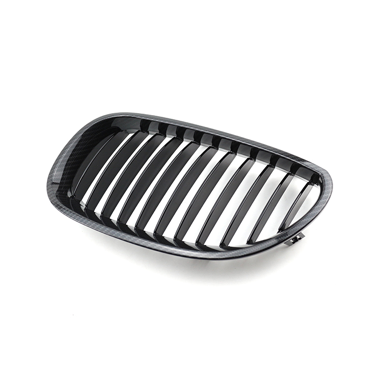 Vehicle Spare Parts High Quality Car Bumper Grille Carbon Look Double Line for BMW 5 Series E60 2003-2010 Modification