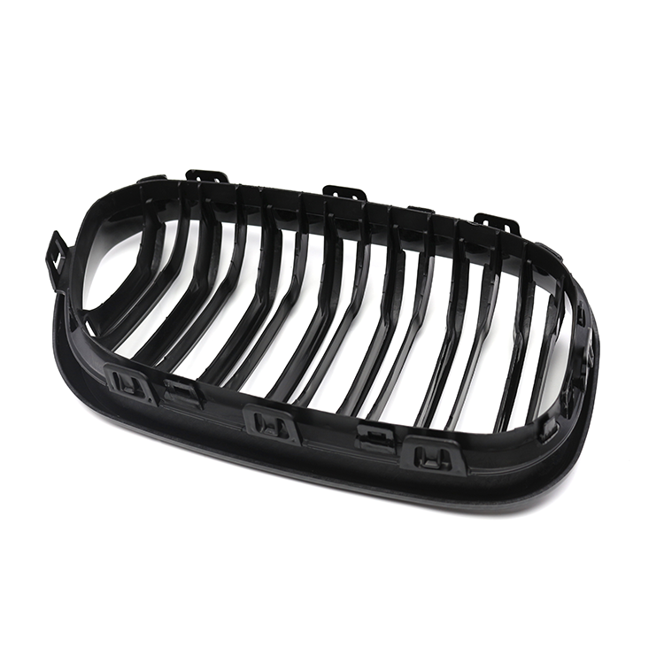 Auto Plastic Ornaments Carbon Look Dual Slat Front Bumper Mesh Grille Car Front Grille Fit for BMW Series 1 F20 2015-2018