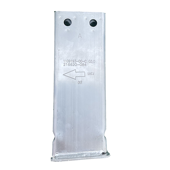Auto Parts Car  Metal Silver Front Bumper Bracket  for tesla Model 3 2017-2023 1109193-00-C/1109193-00-C