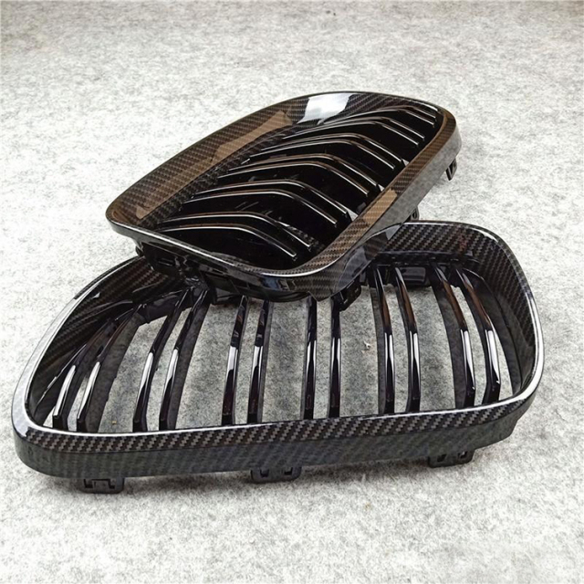 Car Body Parts New Car Grill Carbon Fiber Look for BMW 3 Series E92/E93 Auto Front Bumper Grille 2010-2013