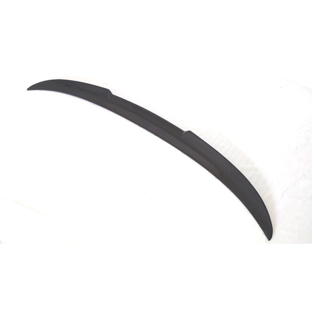 Car Body Parts Rear Spoiler M4 Style Car Body Kit for BMW 3 Series F30 Carbon Look Rear Diffuser