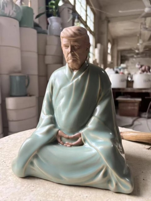 Anyicon Trump-Themed Ru Ware Porcelain Tea Pet,Dimi AI,Anyicon Trump-Themed Ru Ware Porcelain Tea Pet