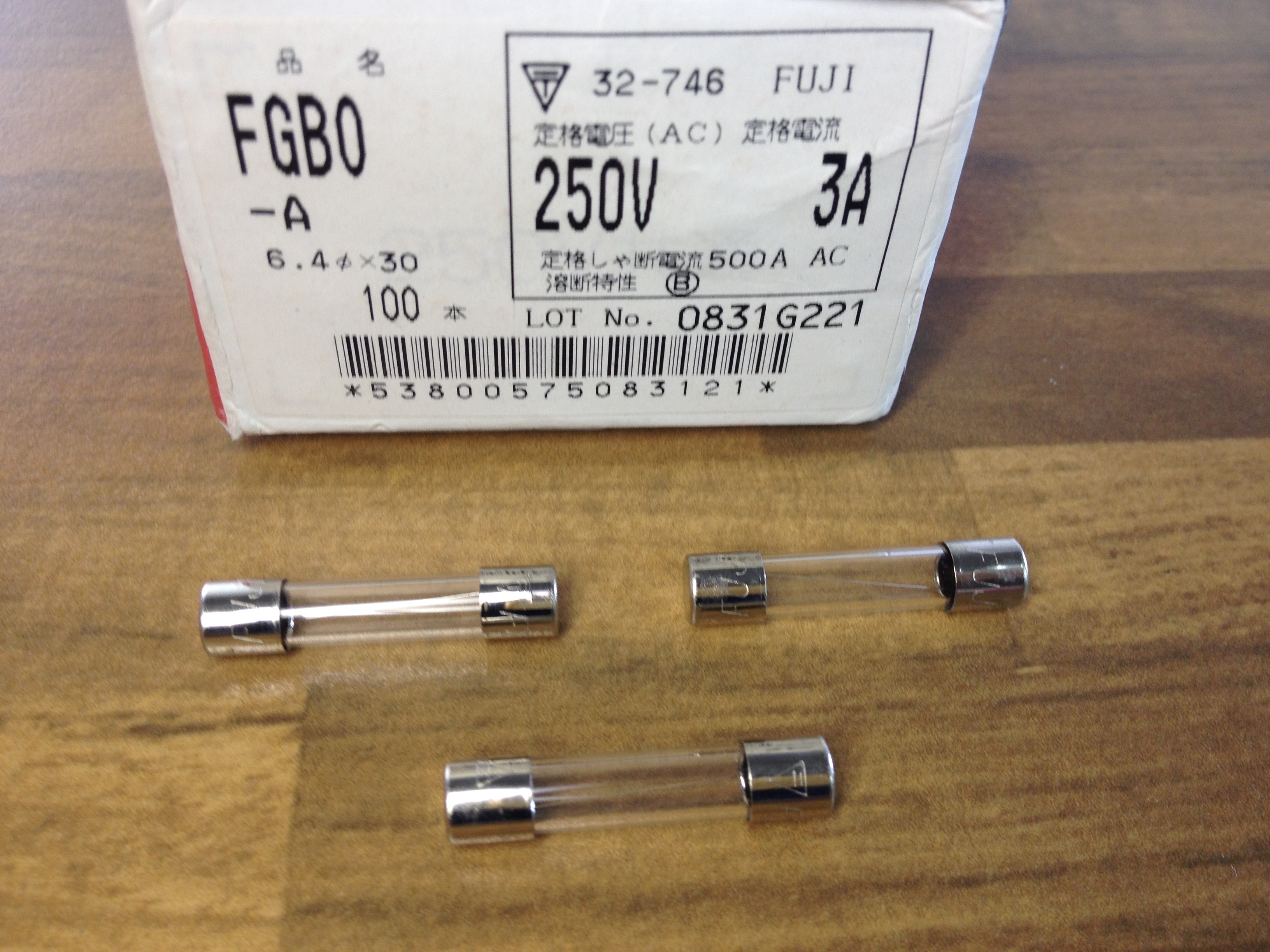 Japan FUJI Fuji FGBO 3A 250V import fuse fuse 6X30