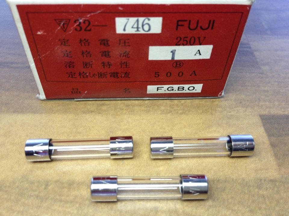 Original Japanese Fuji 250V 1A imported glass fuse fuse 6X30 fuse